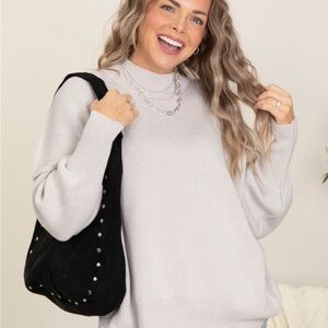 Zenana Outfitters Light Gray Turtleneck Sweater
